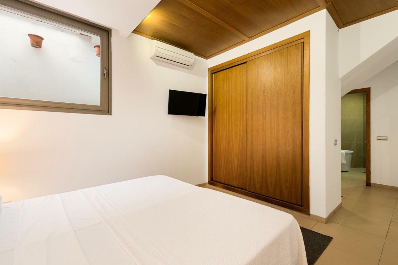 Pensión Molo 44 Puerto Banús Marbella