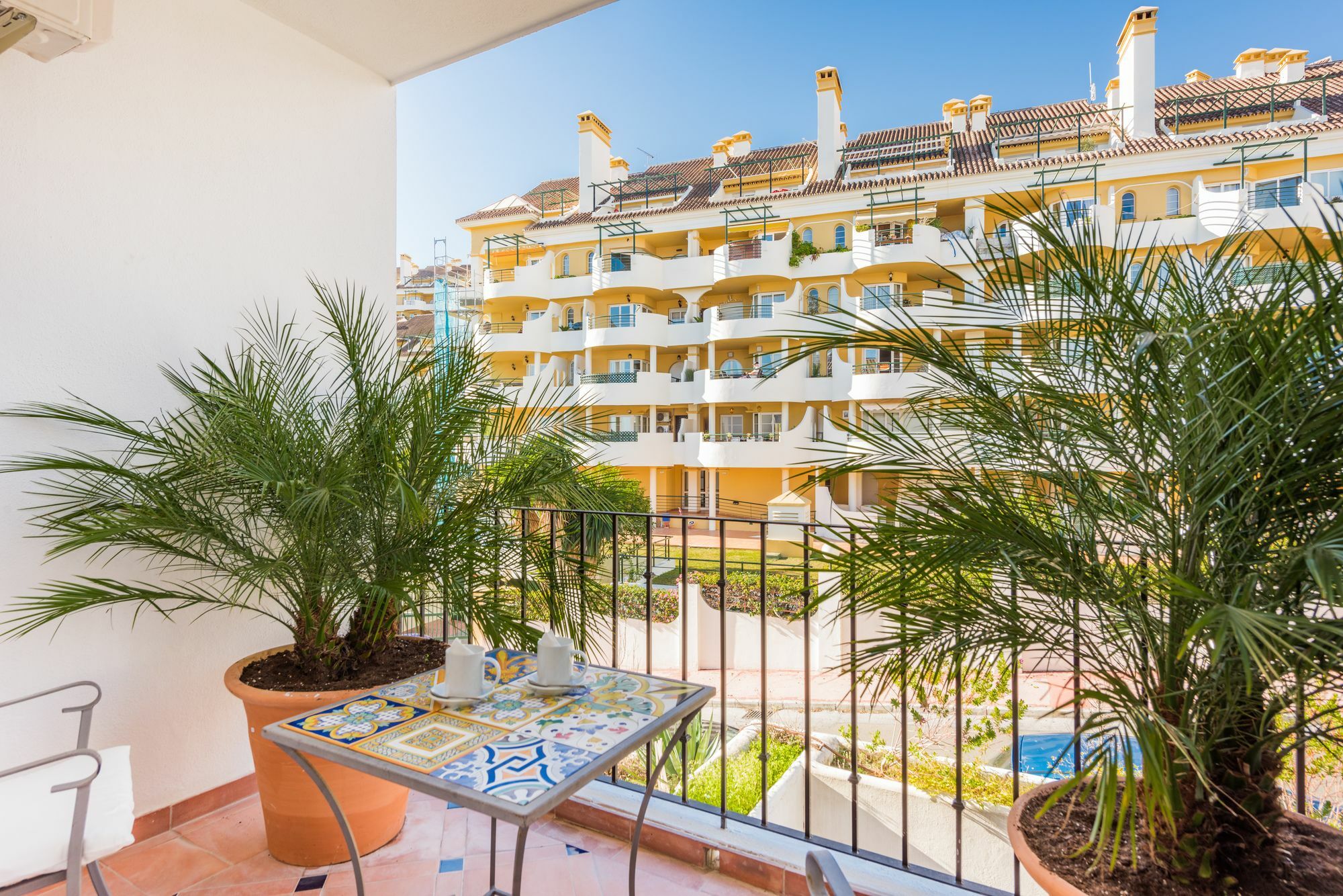 Molo 44 Puerto Banús Pensión 4*